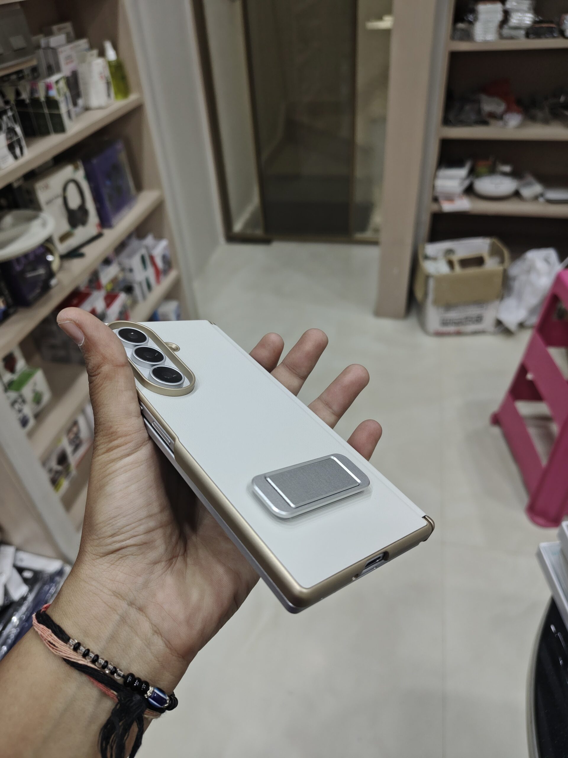 2026/08/116-scaled.jpg Galaxy Z Fold8 Cover - Image 1