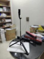 DF06 Bluetooth Selfie Stick Tripod