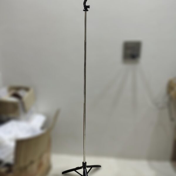 Q05 Selfie Stick Tripod