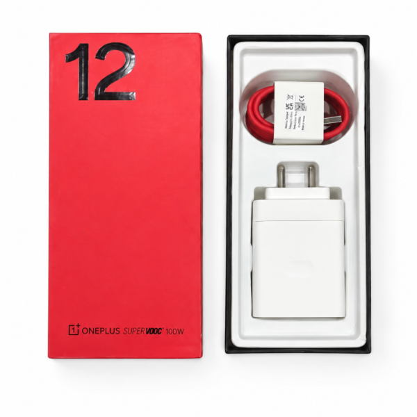 OnePlus SUPERVOOC 100W Power Adapter Kit.
