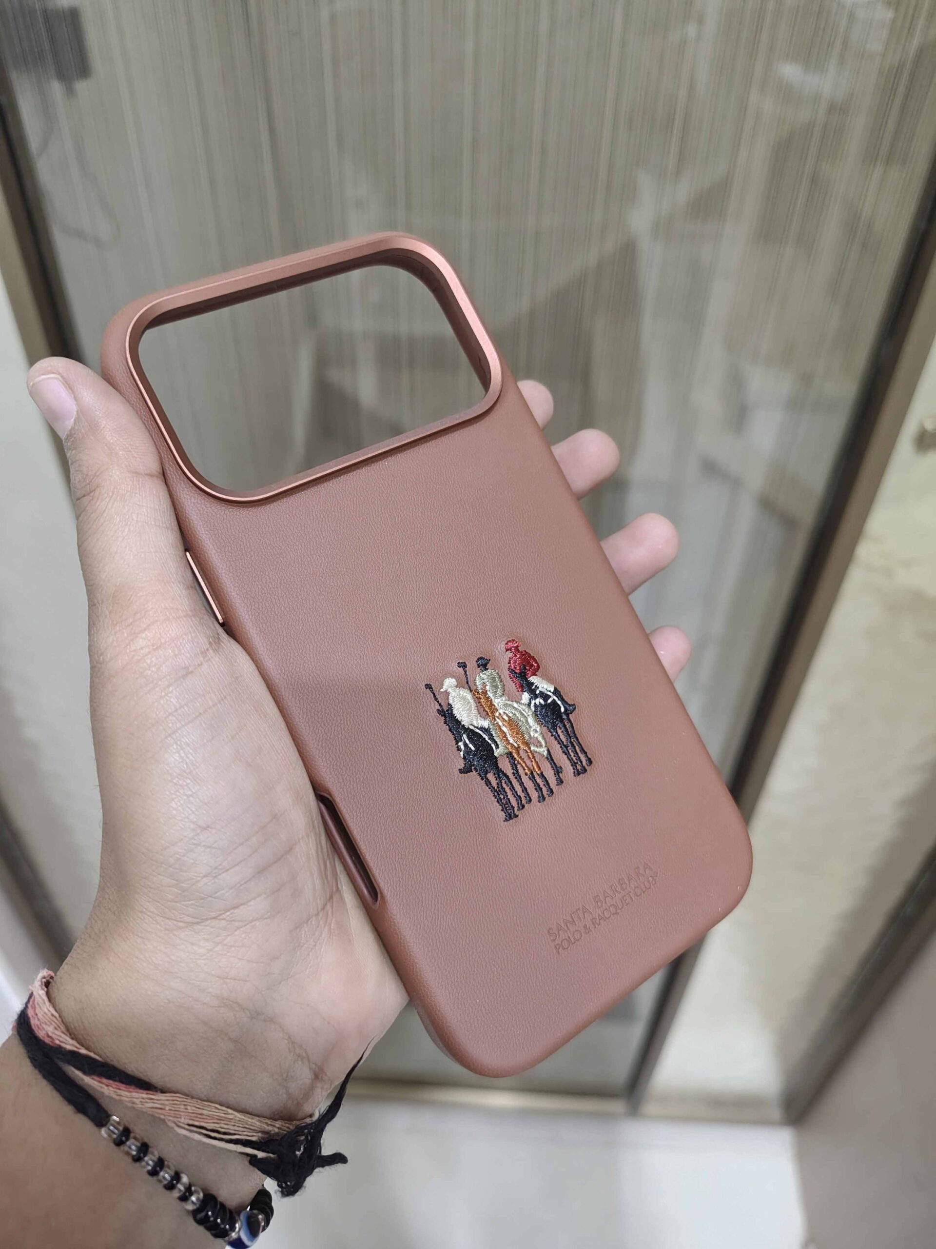 2026/09/1746-1-scaled.jpg Santa Barbara Polo & Racquet Club Justin Series Leather Case - Image 1