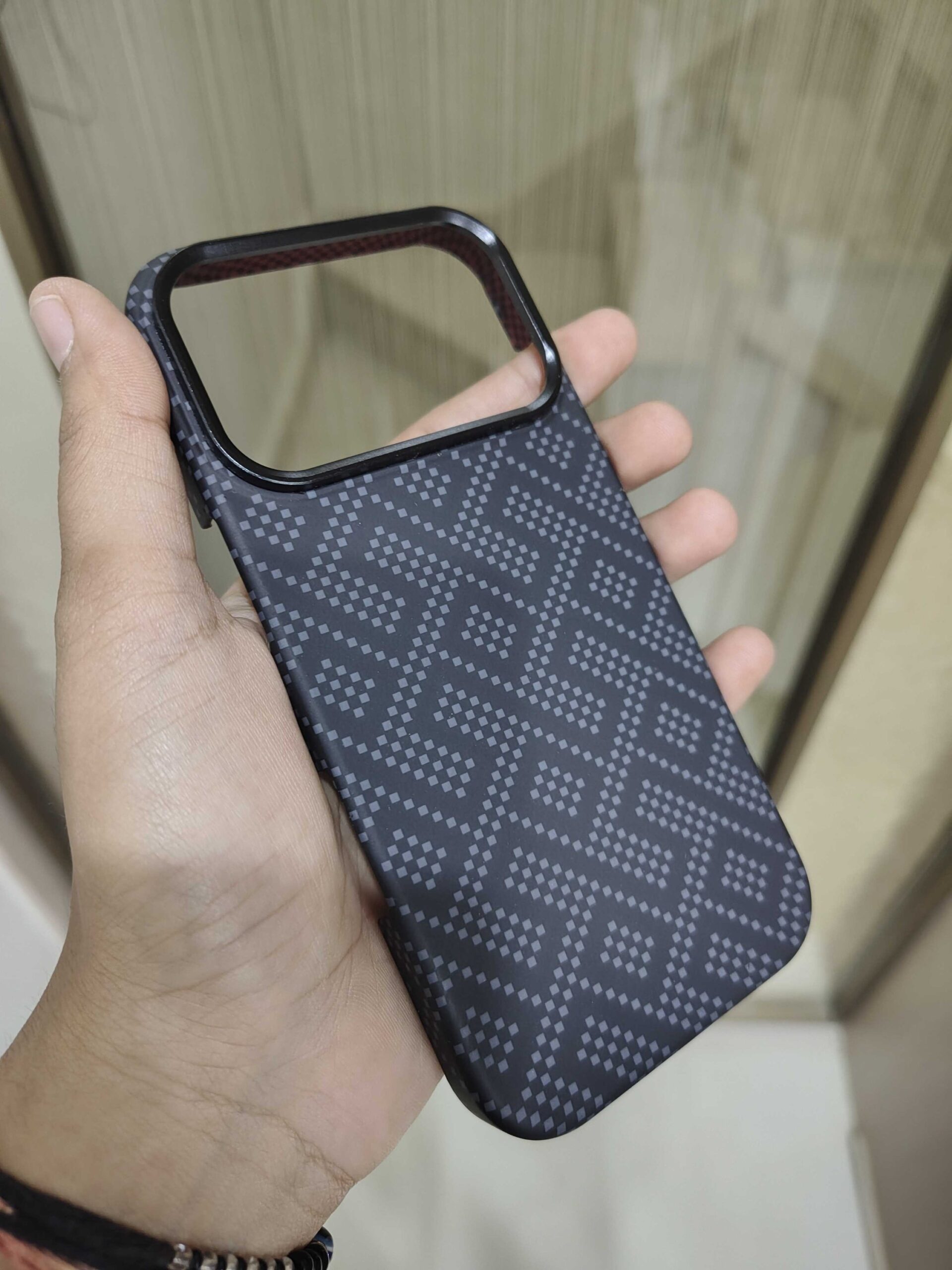 2026/09/1951-scaled.jpg Premium Geometric Pattern Matte Protective Phone Case - Image 1
