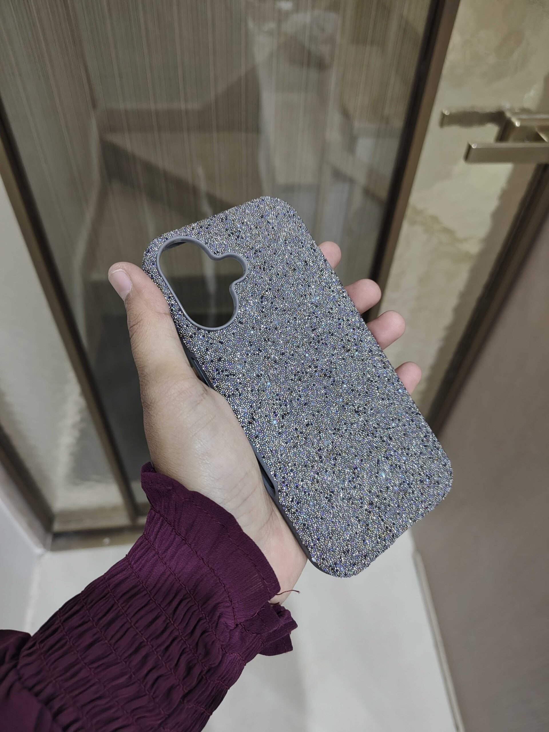 2026/09/3145-scaled.jpg Luxury Glitter Diamond Bling Rhinestone Phone Case. - Image 1