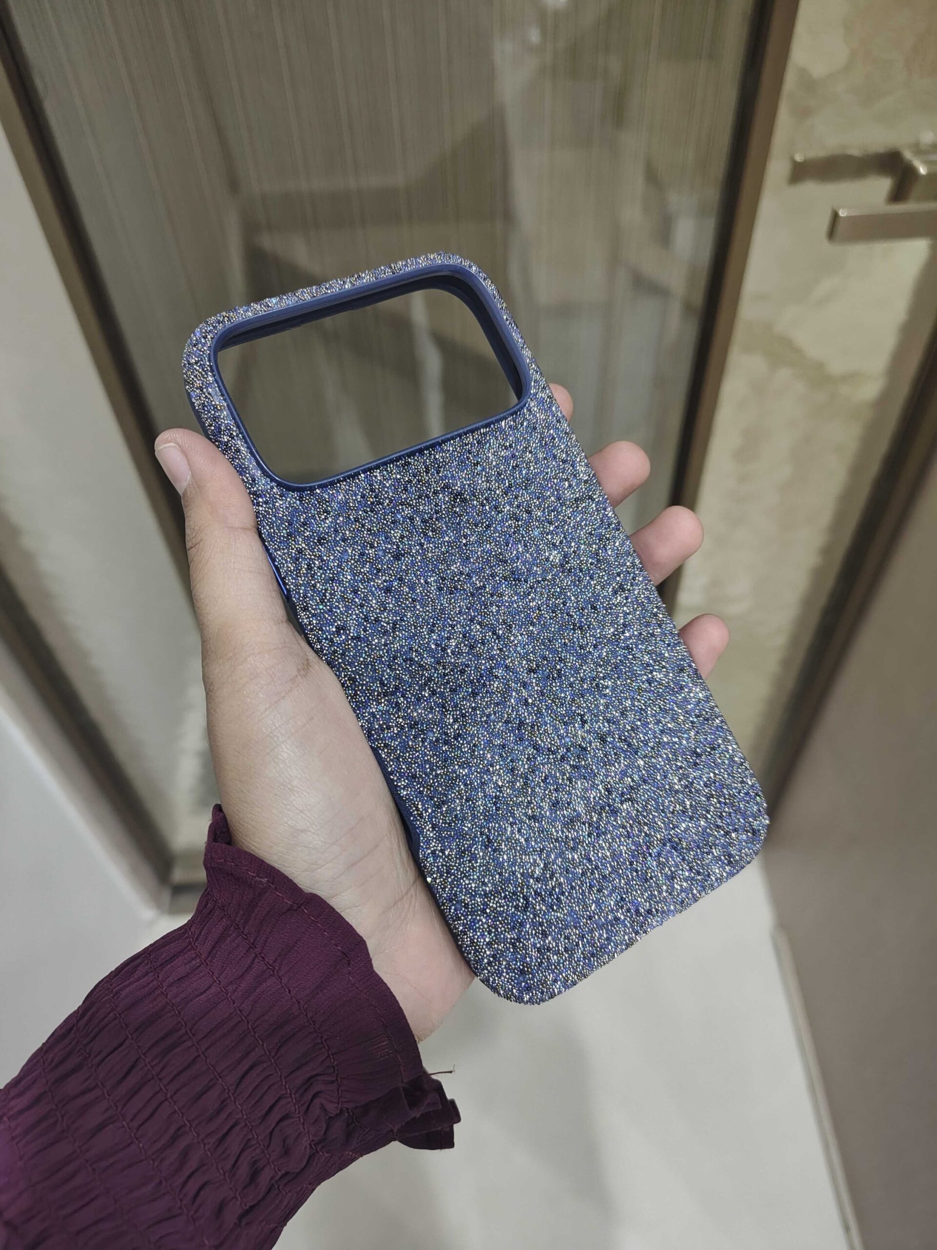 2026/09/3280-scaled.jpg Luxury Rhinestone/Crystal Embellished Phone Case - Image 1