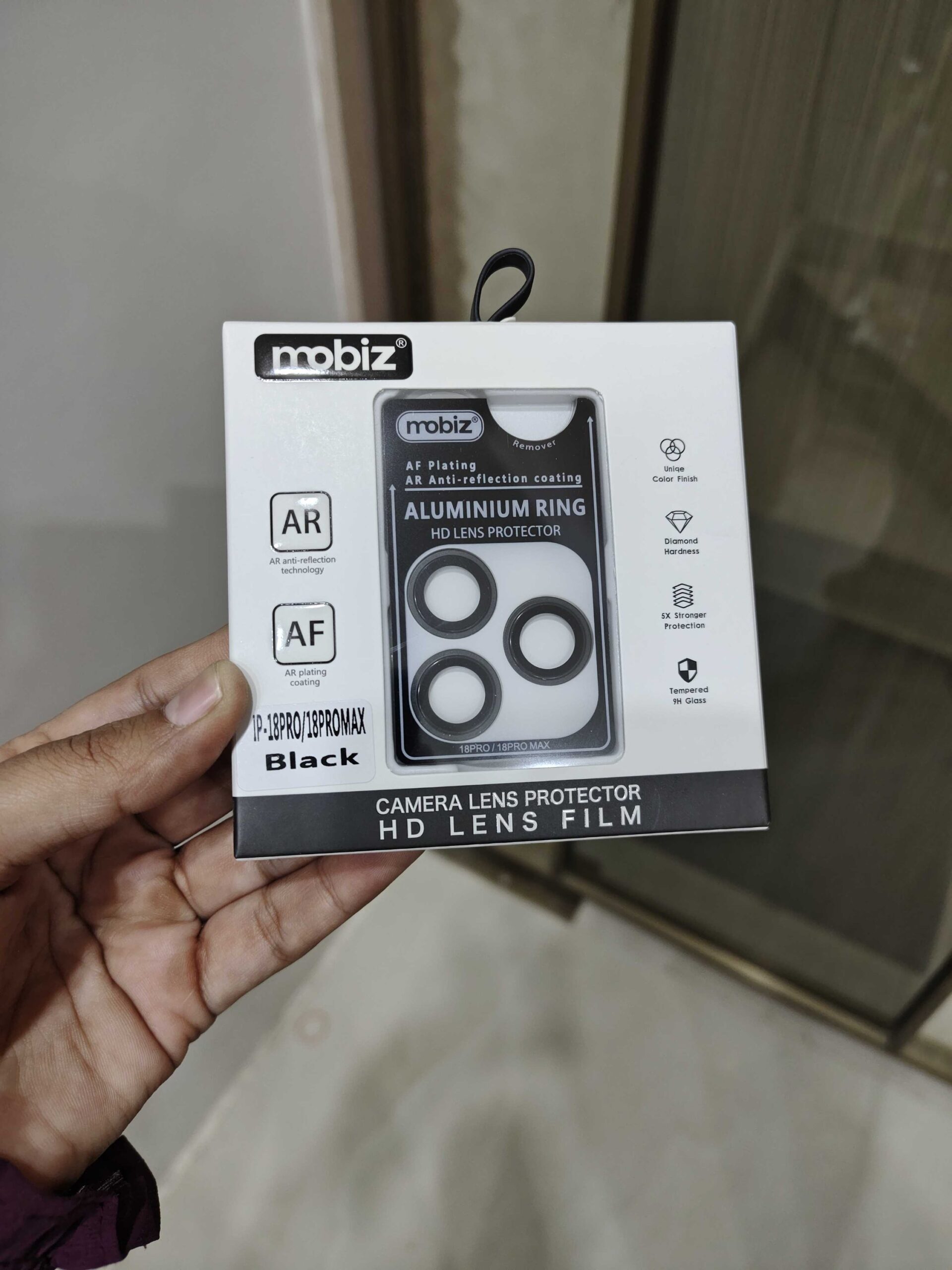 2026/09/3330-scaled.jpg Mobiz Aluminum Ring HD Camera Lens Protector - Image 1