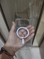 transparent MagSafe-compatible phone case - Image 2