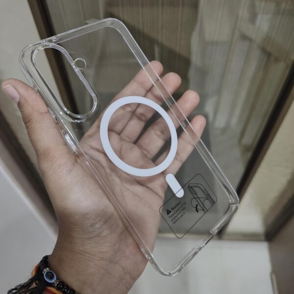 Crystal Clear Magnetic Phone Case with MagSafe compatibility.