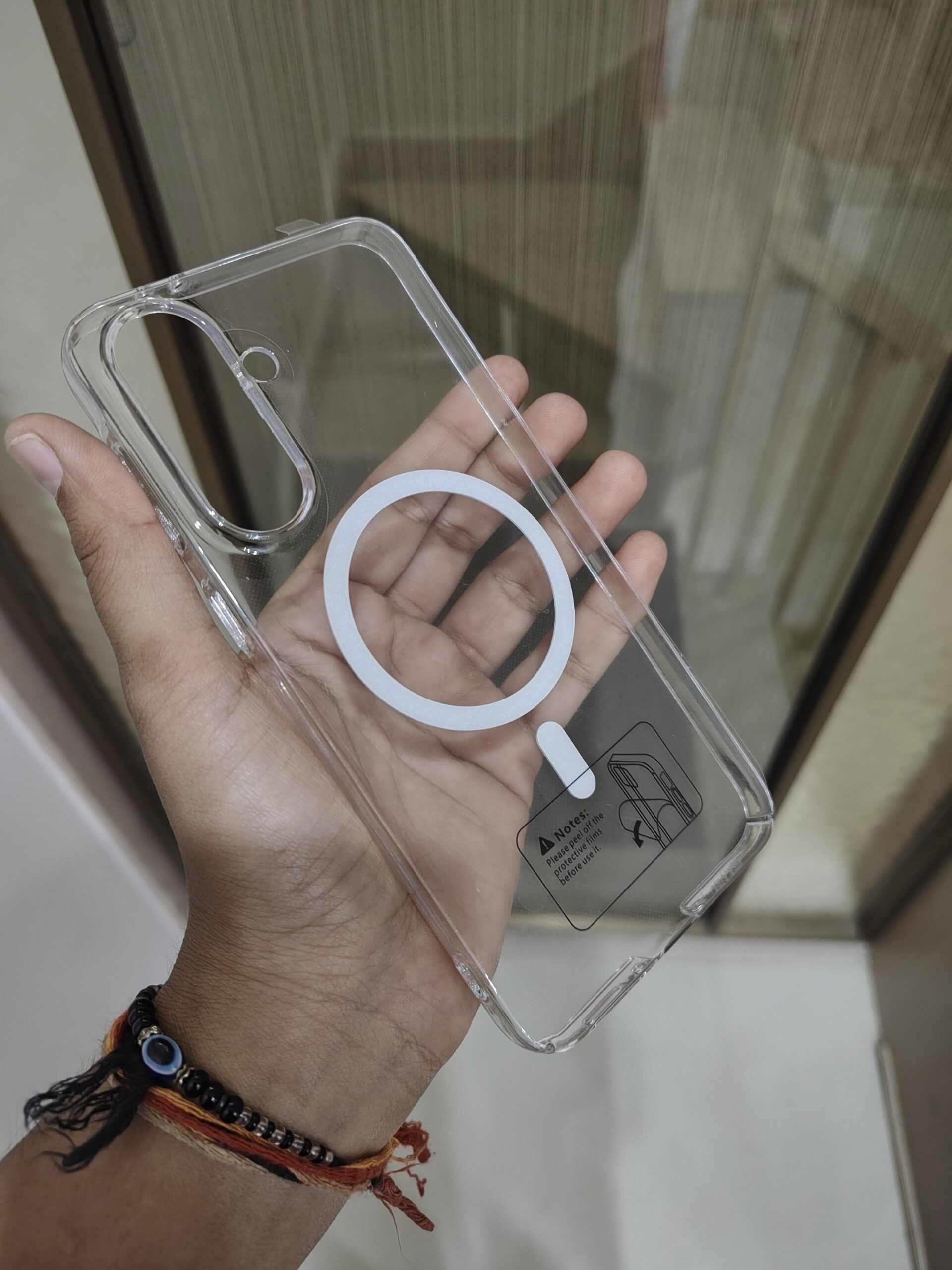 2026/09/4765-scaled.jpg Crystal Clear Magnetic Phone Case with MagSafe compatibility. - Image 1