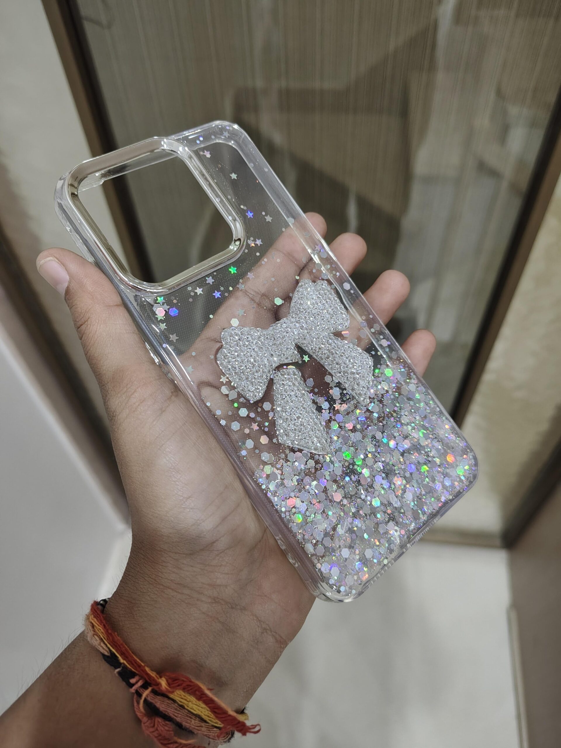2026/09/4781-scaled.jpg 3D Rhinestone Bow Glitter Phone Case - Image 1