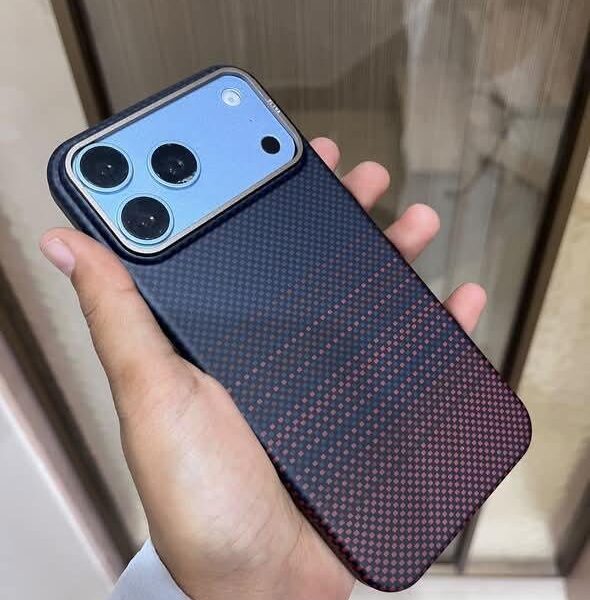 Carbon Fiber Textured Phone Cover